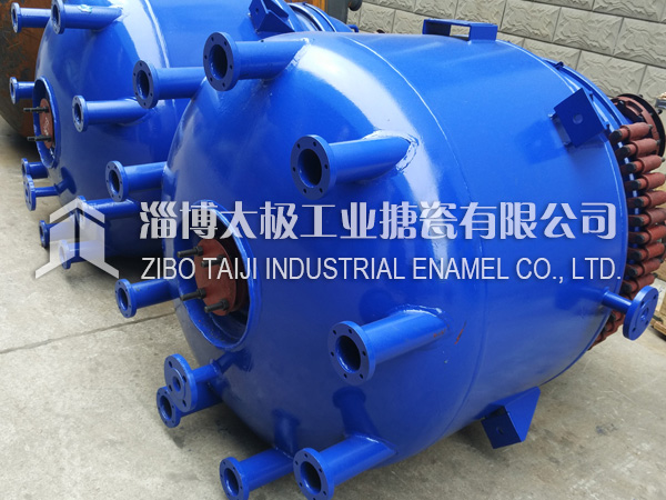 搪玻璃反應(yīng)釜密封泄漏的原因及處理方法 搪玻璃反應(yīng)釜密封泄漏的原因及處理方法